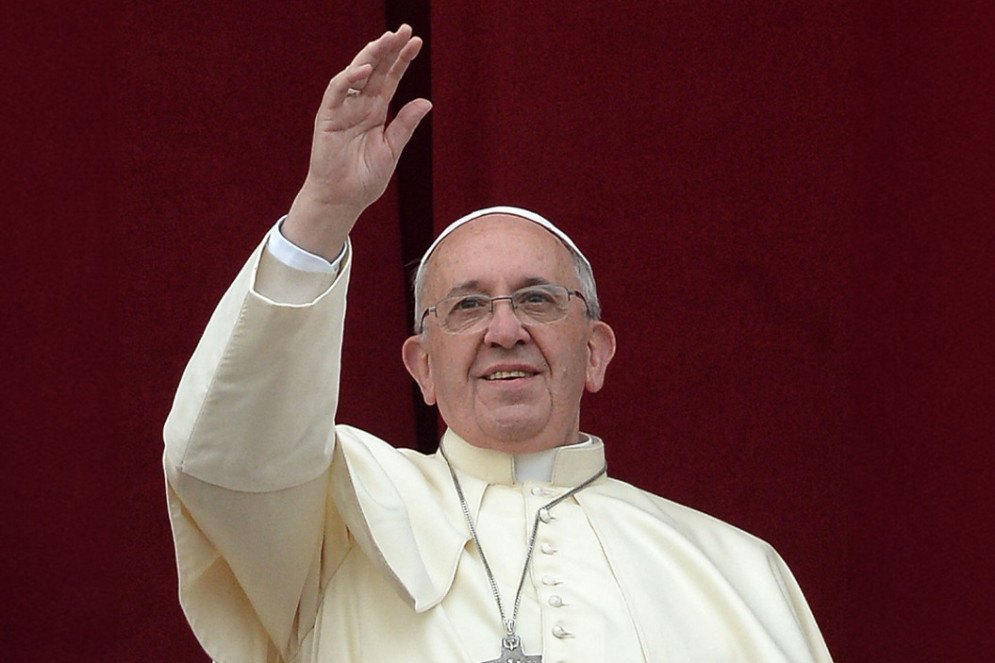 Papa Francisco esteve à frente da Igreja Católica por 12 anos e deixa legado ambíguo, avalia DW