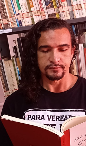 Pesquisador Weber Porfírio estuda Confederação do Equador e é mestre em História Social pelo Programa de Pós-Graduação em História Social da Universidade Federal do Ceará(Foto: Weber Porfírio/Arquivo Pessoal)