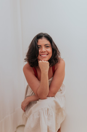 Marina Cavalcante é cantora de samba