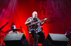 Moacyr Luz vaio com o Samba do Trabalhador para Fortaleza