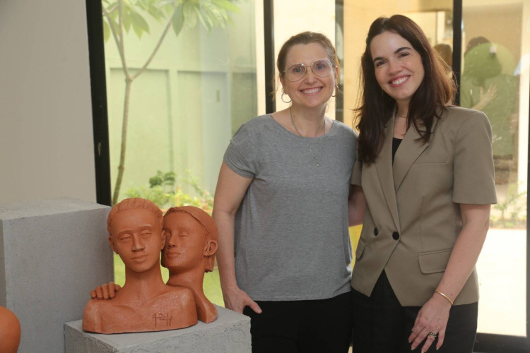 Andréa Dall'Olio e  Roberta Aguiar Tomaz(Foto: arquivo pessoal )