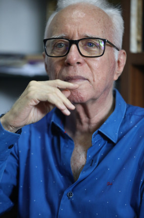 Professor Jackson Sampaio diz que é preciso entender que a universidade é um local de produção de conhecimento, não apenas como um passaporte para conseguir um emprego Professor Jackson Sampaio diz que é preciso entender que a universidade é um local de produção de conhecimento, não apenas como um passaporte para conseguir um emprego