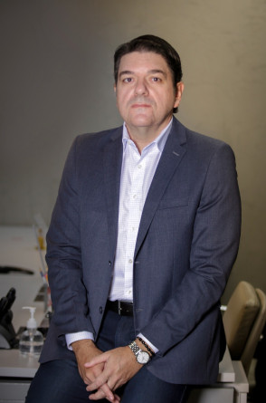 Presidente da Câmara Brasil Portugal no Ceará (CBP-CE), Raul dos Santos(Foto: Robyson Alves/Divulgação)