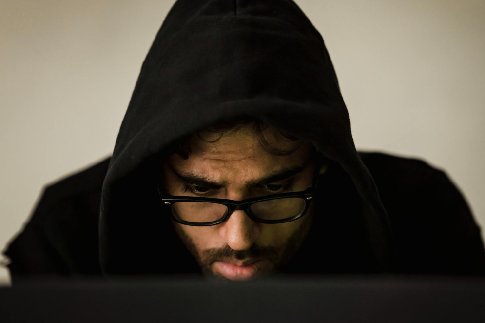 Movimento que prega superioridade masculina começou nos EUA e as falas misóginas são disseminadas na internet (Foto: Sora Shimazaki / Pexels)