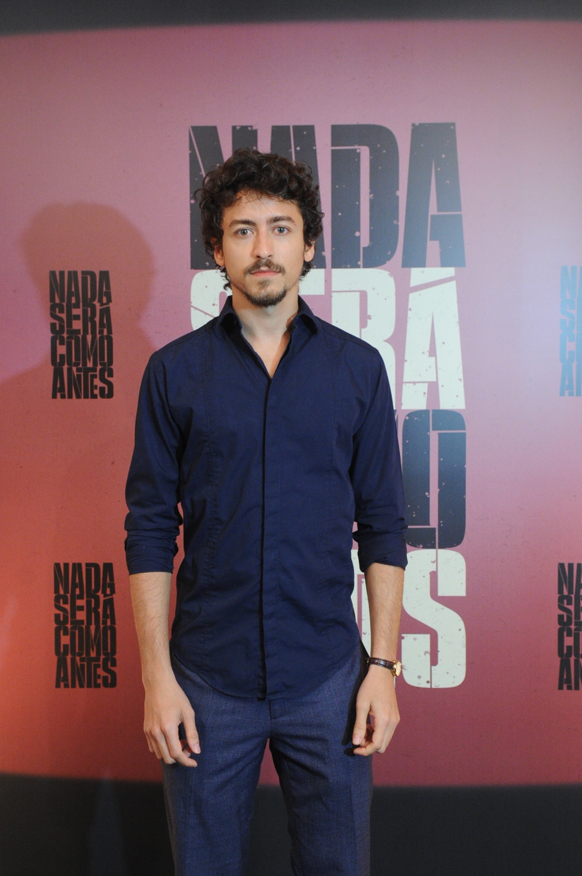 Jesuita Barbosa vive Ney Matogrosso nos cinemas  (Foto: Globo/ Divulgação )