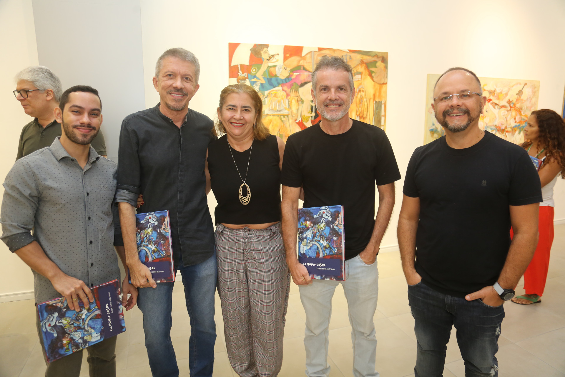 (Foto: Instituto Cláudio César/ Divulgação )Jefferson Gomes, Sergio Helle, Kaline Mota, Jeova Siebra e Marcos Oriá