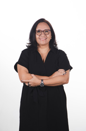 A jornalista Maristela Crispim, idealizadora e editora-chefe da agência de conteúdo Eco Nordeste, é professora no curso de Jornalismo da Universidade de Fortaleza (Unifor)(Foto: Maristela Crispim/Acervo pessoal)