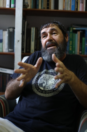 'Minha visão de mim mesmo hoje é muito complexa. Eu não tenho mais esse cristal da minha própria pessoa.'(Foto: FÁBIO LIMA)