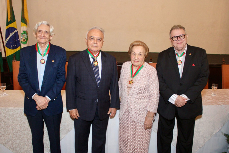 Linhares Filho, Flávio, Cybelle e Juarez Leitão(Foto: Nilton Silva)