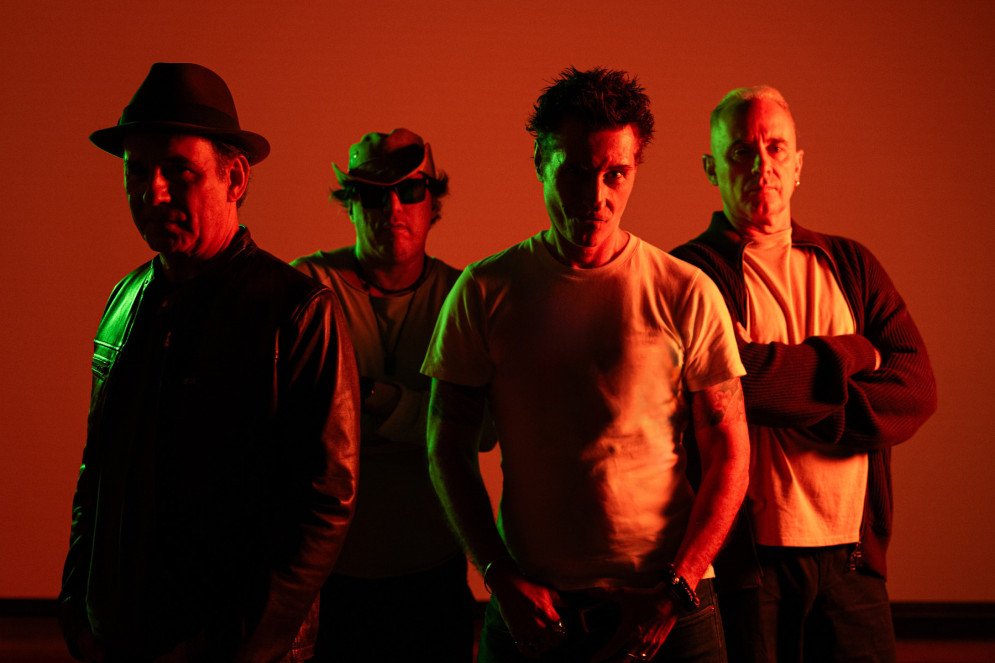 Para celebrar o marco de 25 anos da gravação do Acústico MTV, a banda Capital Inicial faz show nesta sexta-feira, 2, no Iguatemi Hall