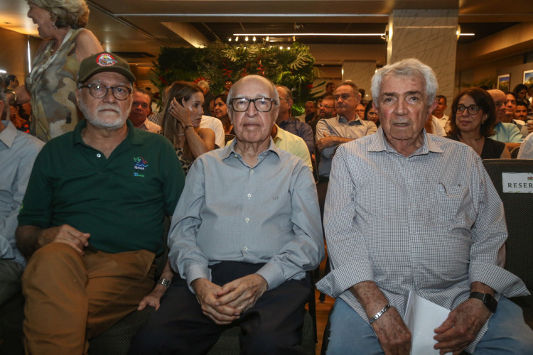 Deodato Ramalho, Lucio Alcântara, e Roberto Macedo(Foto: João Filho Tavares)