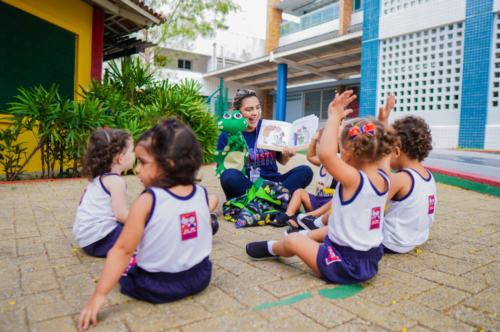 O ensino bilíngue já faz parte da rotina da escola, a partir da educação infantil(Foto: Acervo pessoal/Divulgação)