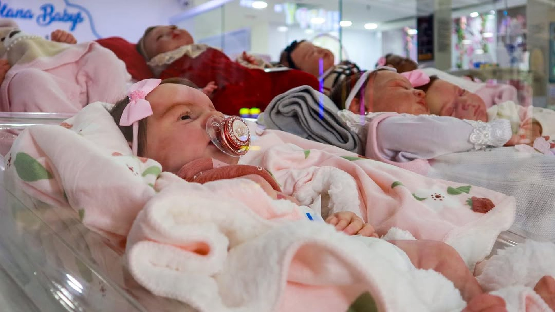 bebê reborn na maternidade reborn (Foto: Reprodução/Instagram/ Alana Babys)
