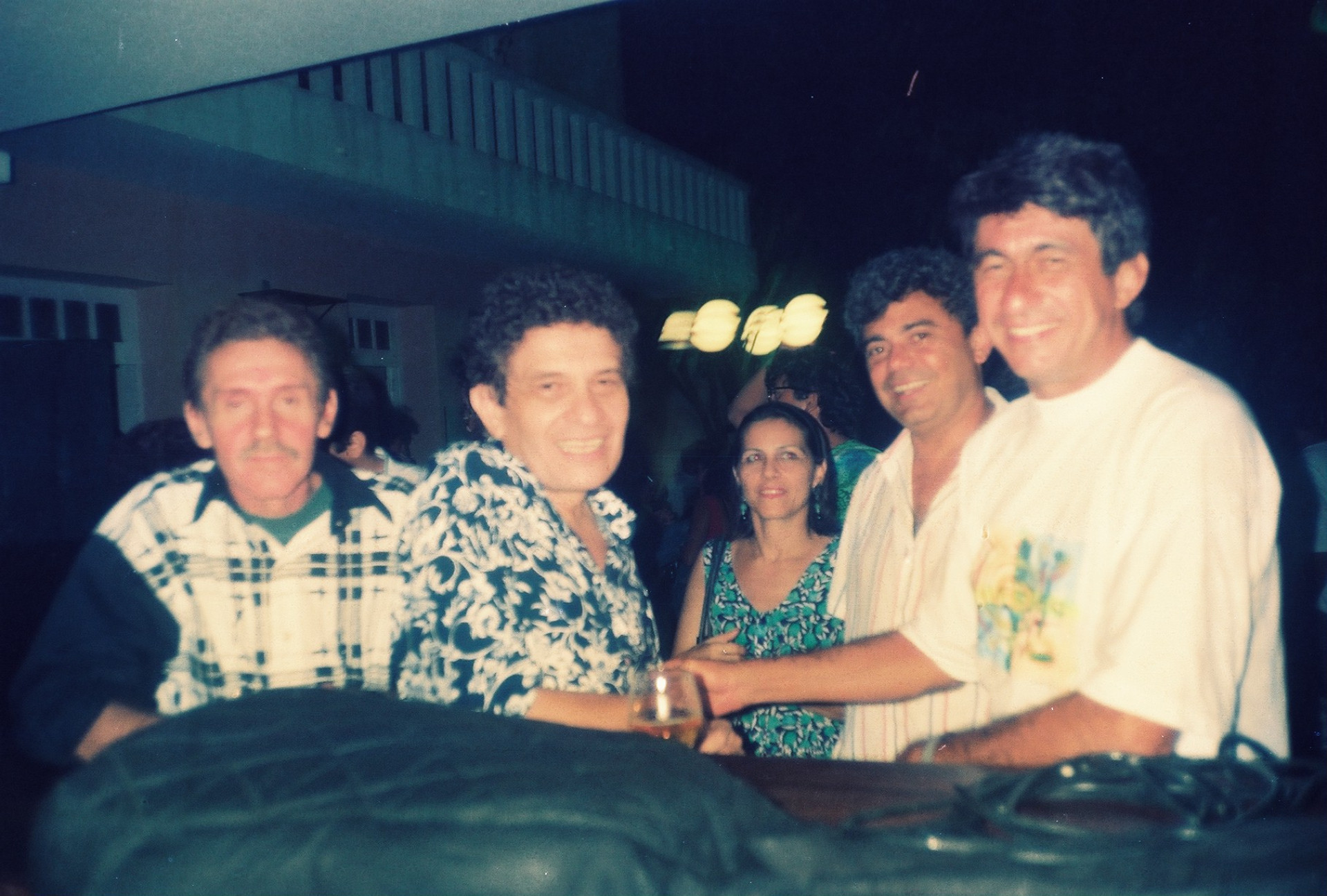 Fausto Nilo, Fagner e Petrúcio Maia no Cais Bar (Foto: Acervo Joaquim Ernesto)