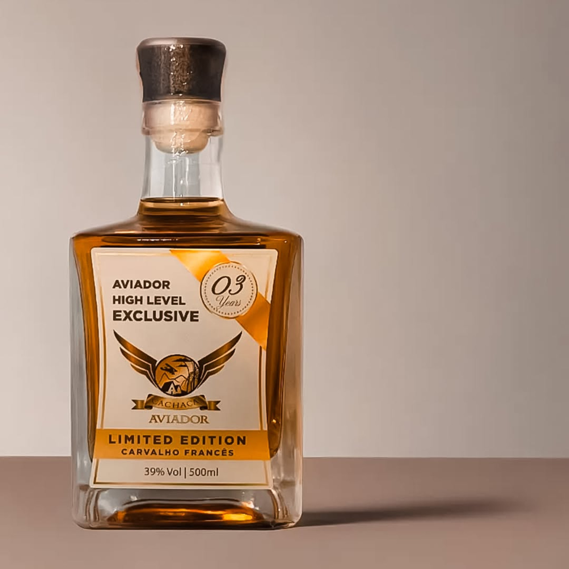Cachaça Aviador High Level Exclusive (Foto: divulgação )