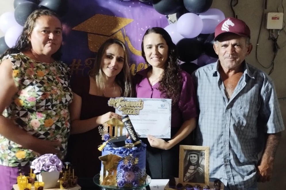 Mãe e irmã de Bianca, Bianca e seu pai(Foto: Arquivo pessoal)