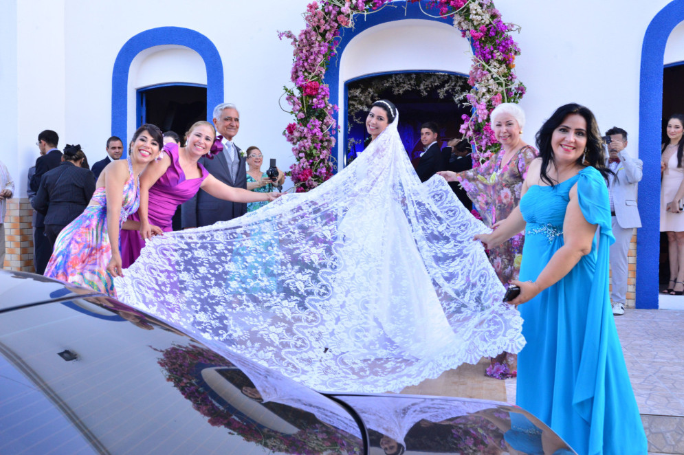 A família no casamento de uma das filhas, Lacira Guimarães(Foto: Abin Rocha/Divulgação)