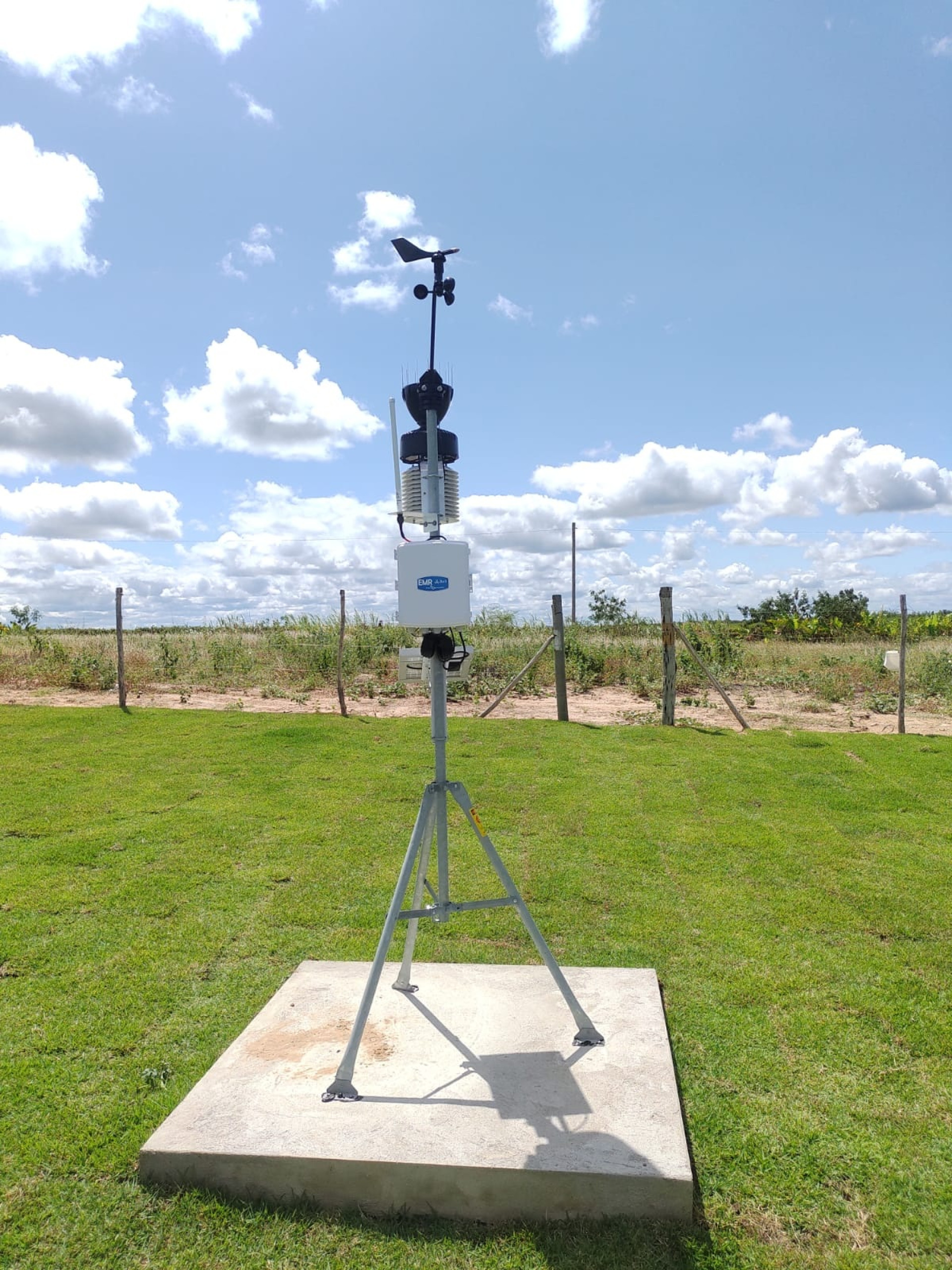 Equipamento usado na conexão da lavoura (Foto: Arquivo 3V3 Tecnologia/Divulgação)