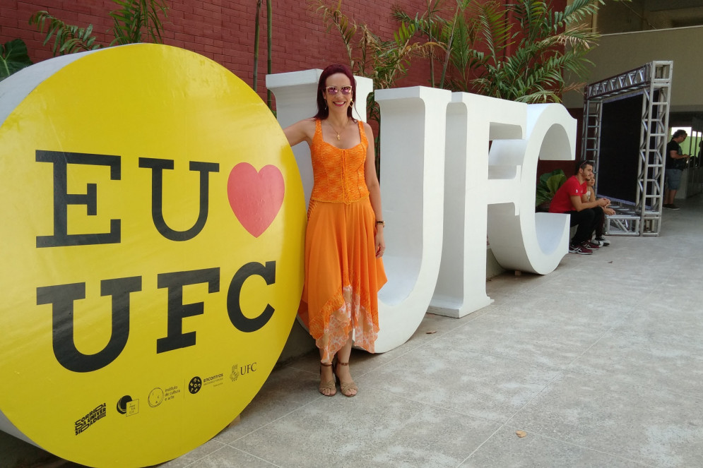 A professora e médica veterinária Andrea Pereira Pinho é coordenadora do curso de Zootecnia do Centro de Ciências Agrárias da UFC(Foto: Andrea Pinho/Acervo pessoal)
