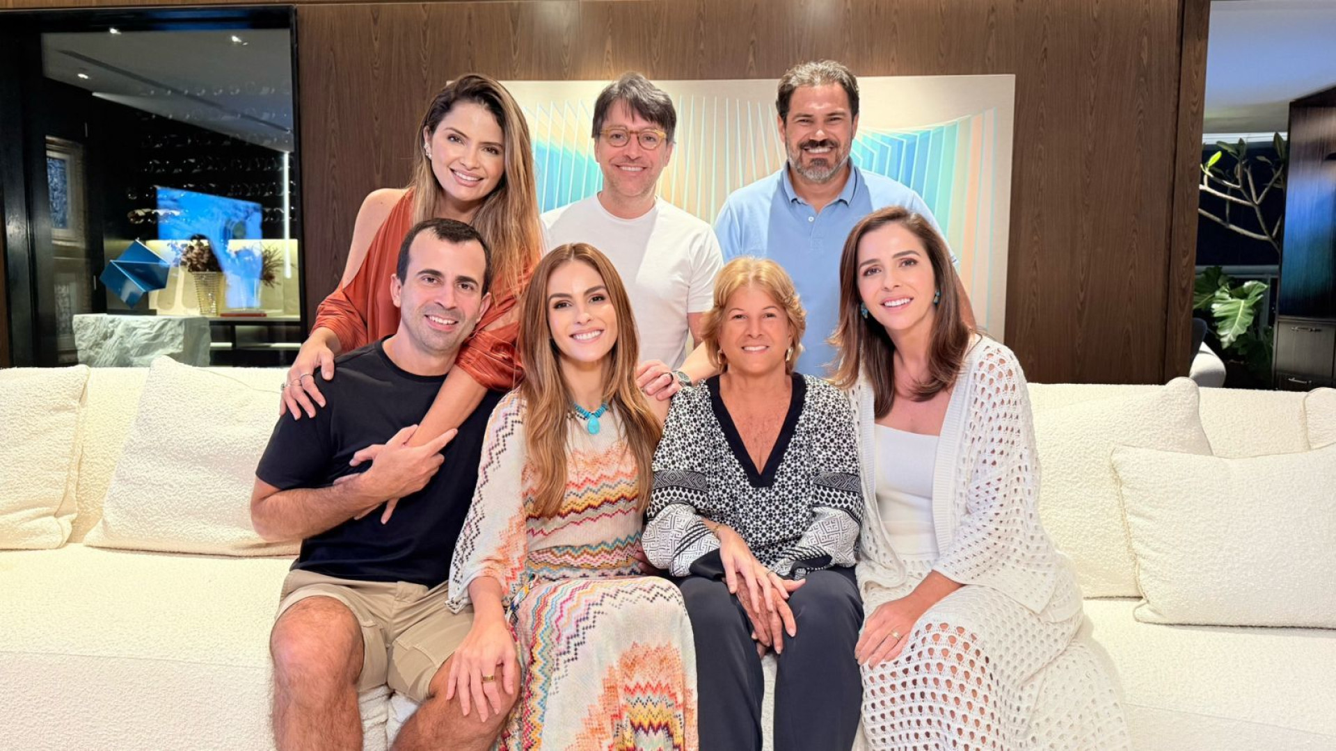 (Foto: arquivo familiar )Janaina e Felipe Mota, Mariana e Francisco Marinho, Marcelo Torquatto e Ticiana Mota com a aniversariante 