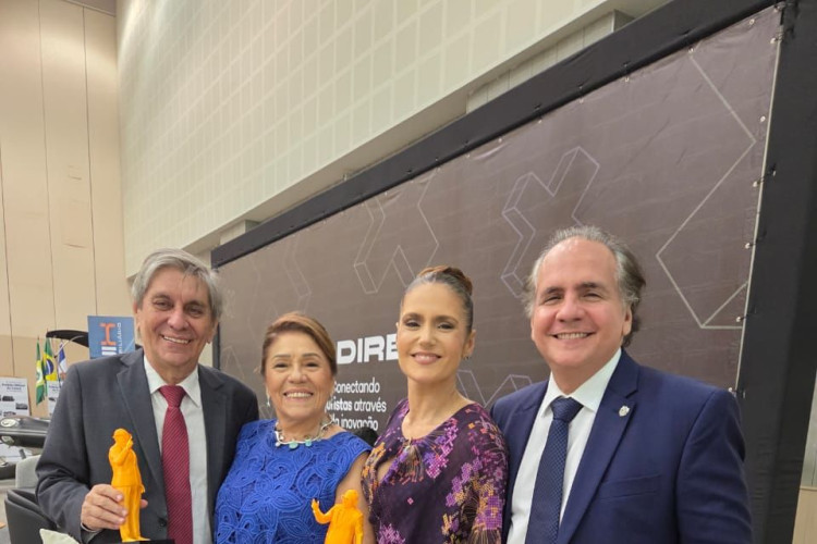 Sabino com Auxiliadora e Manoela com Ricardo(Foto: Arquivo Pessoal)