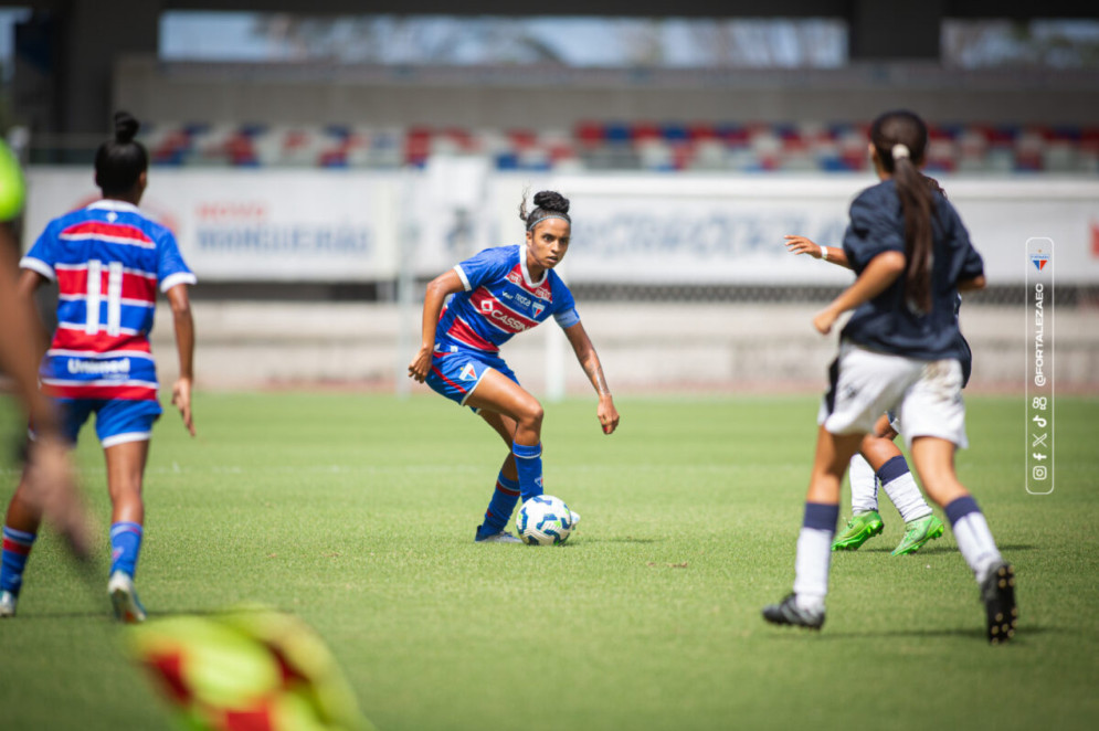 Bruna foi jogadora do Corinthians e atualmente é capitã do Fortaleza(Foto: João Moura / Fortaleza EC)