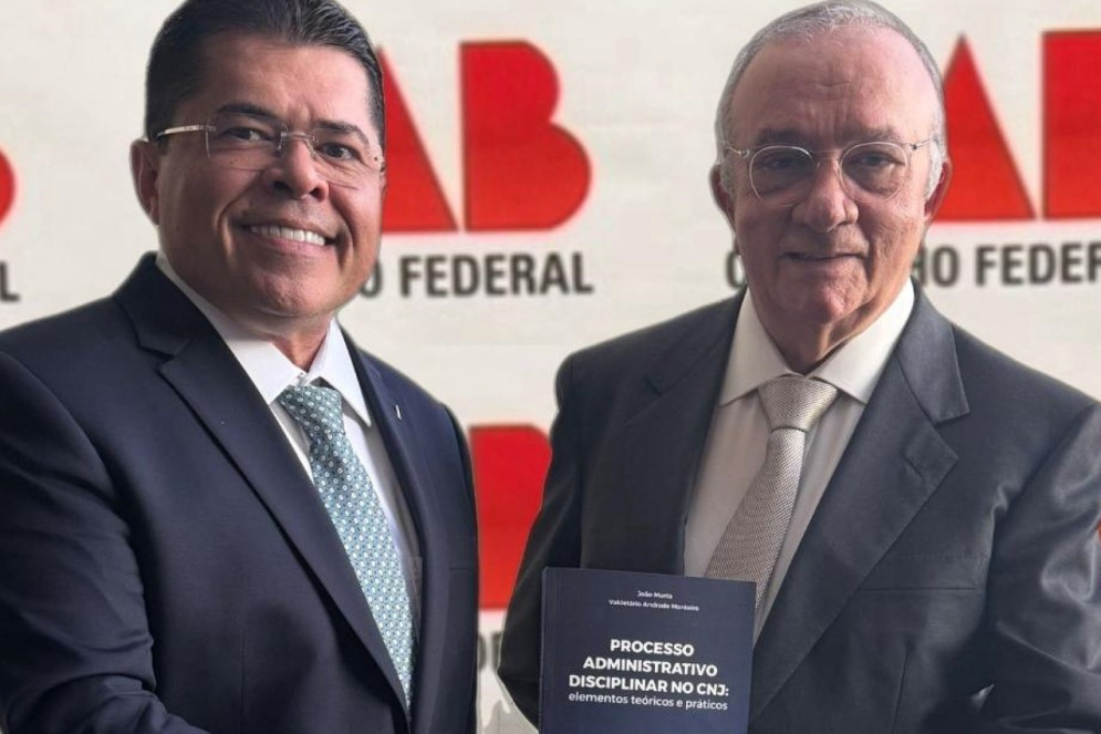 Valdetário Andrade  e min.Cesar  Rocha(Foto: Arquivo pessoal)