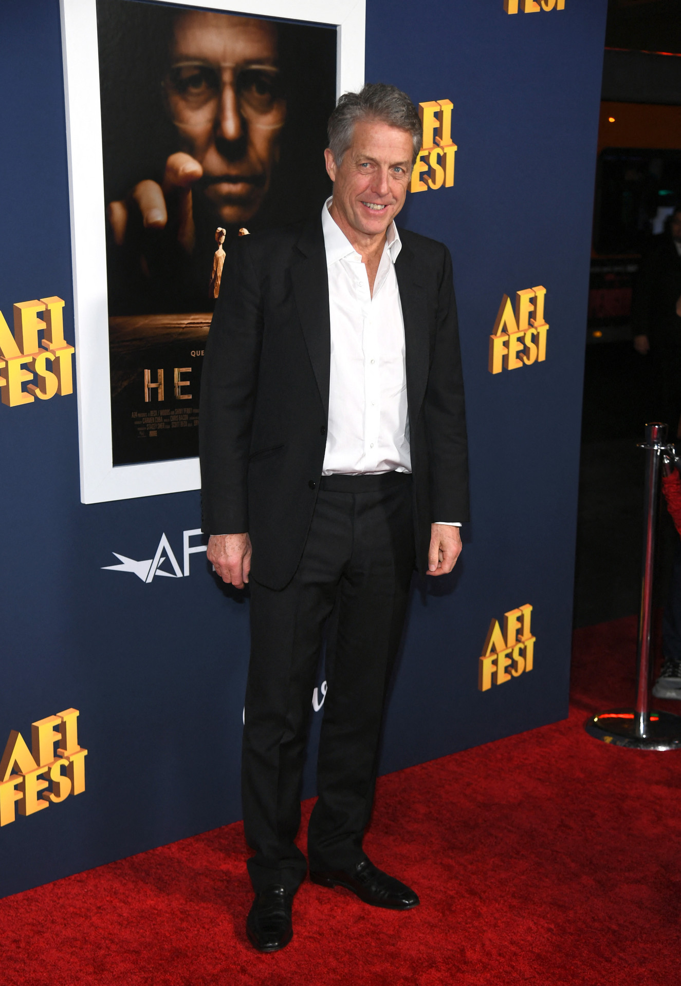 Hugh Grant na première de Herege, sucesso na Prime Video (Foto: ROBYN BECK / AFP)