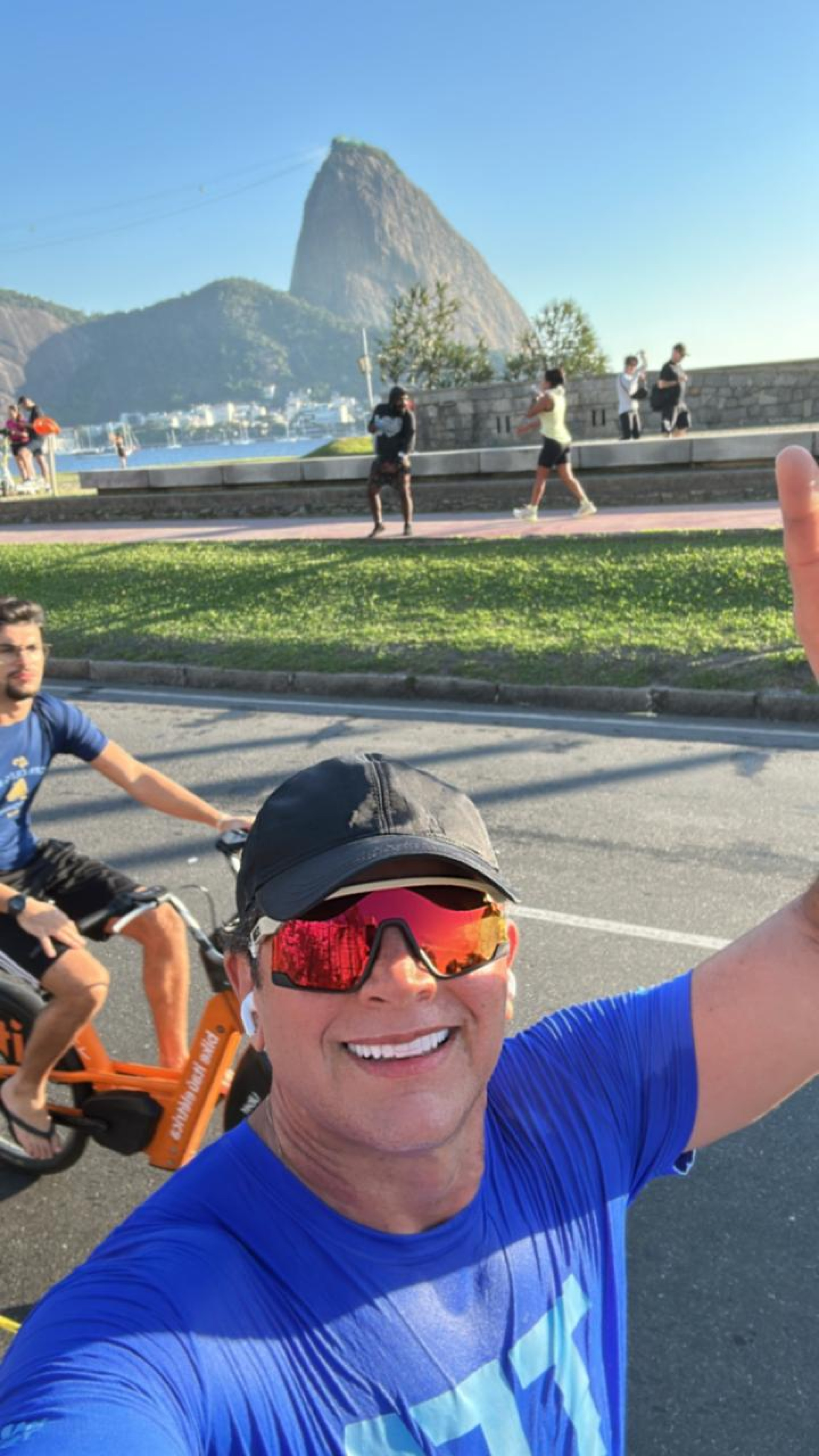 (Foto: arquivo pessoal )Andrade Mendonça e a beleza da paisagem durante os 21km de prova