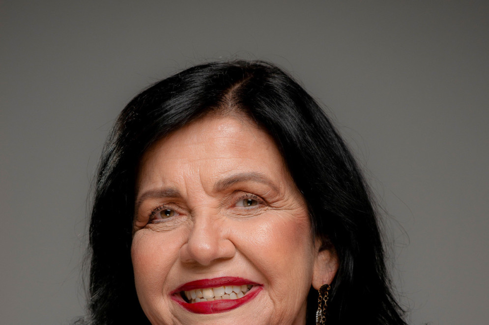 É professora e orientadora da pós-graduação em Microbiologia e em Biotecnologia na Universidade Estadual de Londrina. Mariangela atua também na Sociedade Brasileira de Ciência do Solo e na Sociedade Brasileira de Microbiologia (Foto: Antonio Neto/Embrapa Soja/Divulgação)