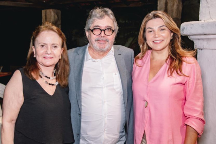 Helena Guedes Rafael, Totonho Laprovitera  e Chris Estrela(Foto: Arquivo pessoal )