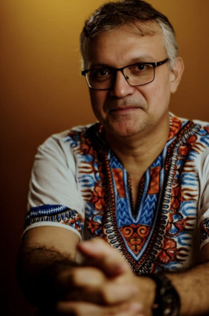 Felipe Araújo, Jornalista, advogado, ogan de candomblé e pesquisador de ritmos afro-brasil