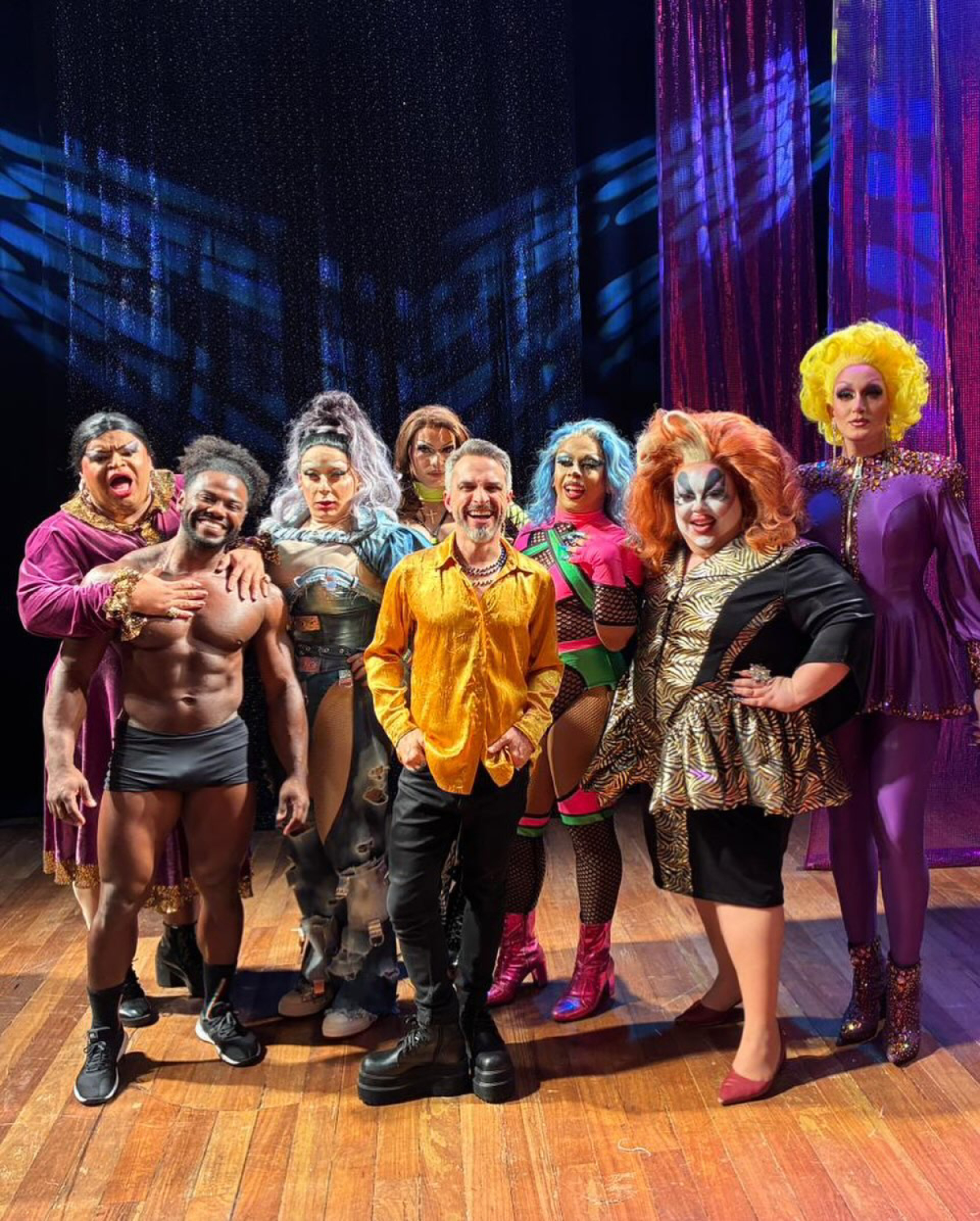 O teatro RioMar Fortaleza recebe nesta quarta-feira, 16, o show 