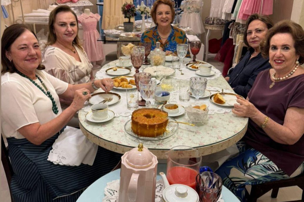 Ethel, Vânia Canamary, Ana Studart, Viviane de Miranda e Ledâ Maria Souto(Foto: Arquivo pessoal)