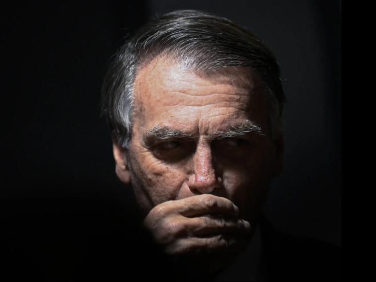 Capa Bolsonaro operação PF