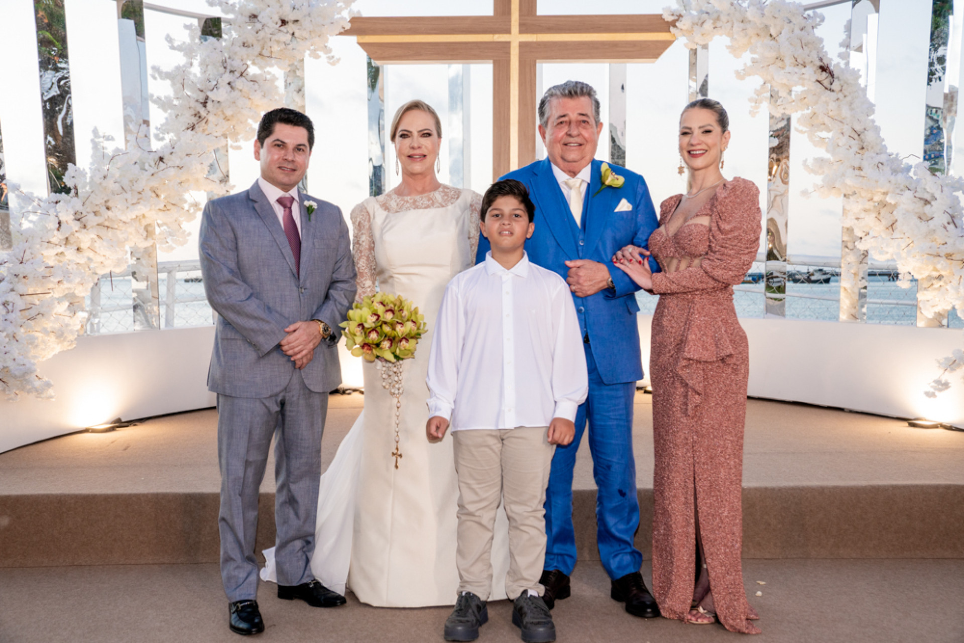 (Foto: Aldaila Bongiovi/ Iate Clube/ Divulgação)Pompeu Vasconcelos, Cristiane da Fonte, Pompeuzinho Vasconcelos, Marcelo Luz e Mariana da Fonte