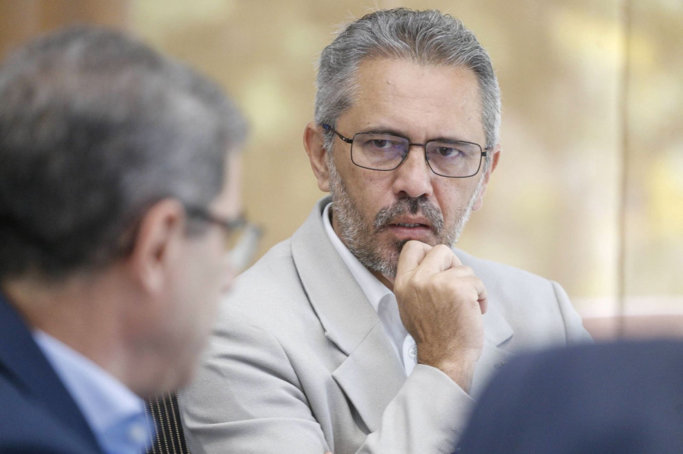 Governador tem realizado reuniões com empresas(Foto: Tiago Stille/ Governo do Ceará/Divulgação)