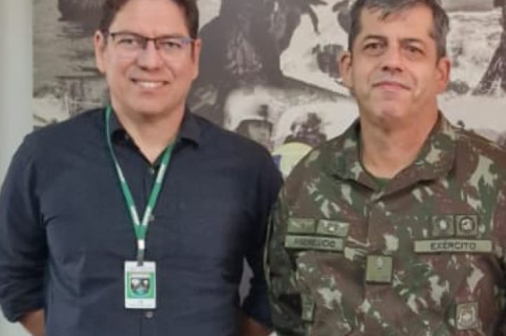 Henrique Carvalho e gen. Andrelucio(Foto: Arquivo pessoal)