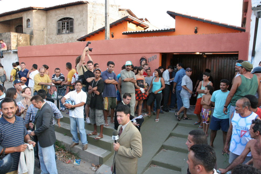 Casa do bairro Mondubim, em Fortaleza, onde a Polícia Federal encontrou R$ 12,2 milhões em espécie, do dinheiro retirado do BC(Foto: CHICO GADELHA EM 28/9/2005)