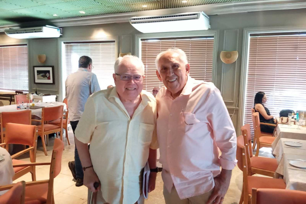 Ex-governador Gonzaga Mota e o empres&aacute;rio Luiz Carlos "Confian&ccedil;a" Correia(Foto: Arquivo pessoal )