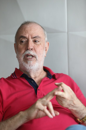 'O Alan fazia o programa de segunda a sexta, na Rádio Iracema, e eu fazia aos sábados'(Foto: FÁBIO LIMA)
