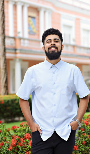 Formado pela Universidade Federal do Ceará (UFC), Pedro Alisson é psicólogo da Terre des Hommes, instituição que atua na garantia de direitos de crianças, adolescentes e jovens há 40 anos no Brasil(Foto: Arquivo pessoal)