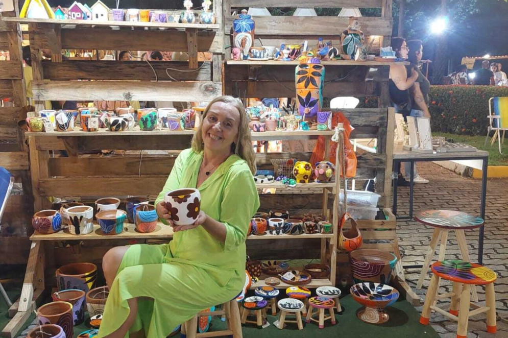 Graças ao trabalho nas feiras, Kátia conta que melhorou a autoestima e sentiu alívio na ansiedade que adquiriu durante a pandemia de Covid-19(Foto: Kátia Bastos/Acervo pessoal)