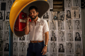 Wagner Moura como Marcelo no filme 