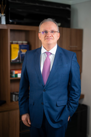 Fernandes Neto, advogado da Comissão de Direito Eleitoral da OAB-CE(Foto: Arquivo pessoal)