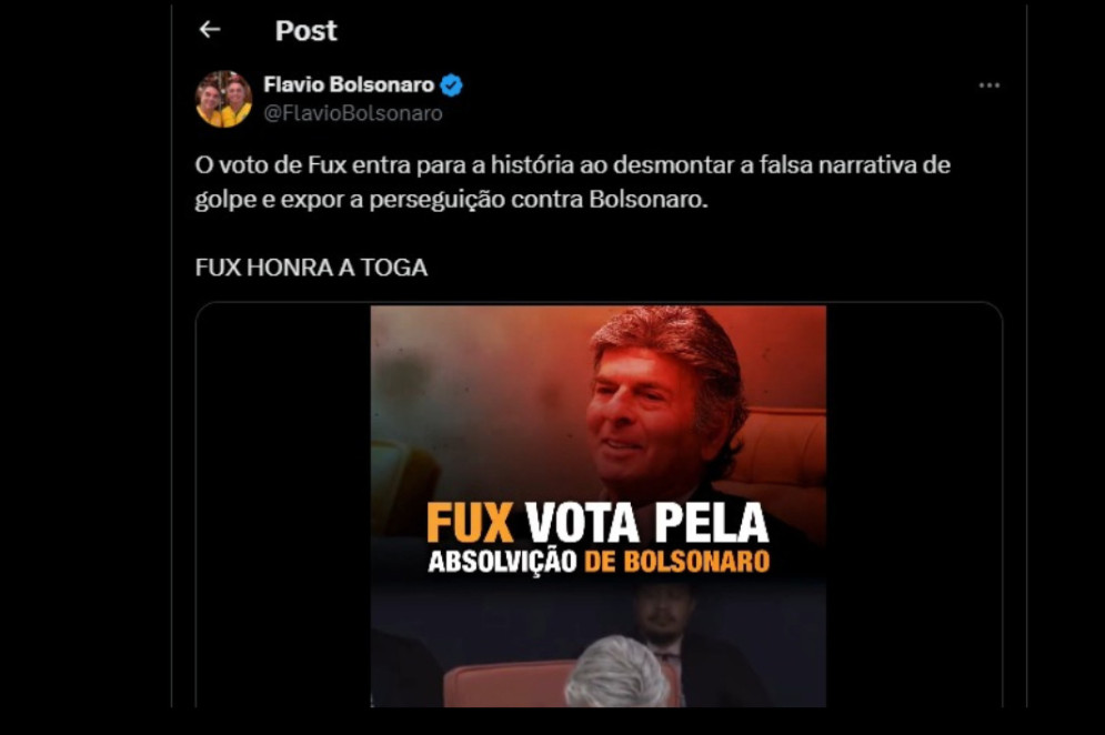 Tweet de Flávio Bolsonaro diz: 'O voto de Fux entra para a história ao desmontar a falsa narrativa de golpe e expor a perseguição contra Bolsonaro. FUX HONRA A TOGA'(Foto: Reprodução/Twitter)