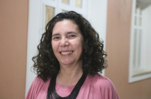 Hertenha Glauce, atriz e diretora do grupo Mirante