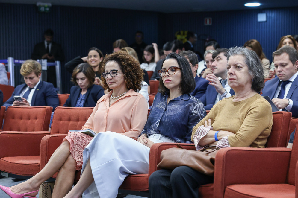 Família da ministra Cármen Lúcia assiste, na primeira fileira, ao julgamento do ex-presidente Jair Bolsonaro (PL) e sete réus(Foto: Antonio Augusto/STF)