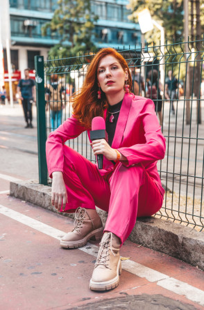 'Tem muita gente que se recusa a falar, que não quer, que tá com pressa, que tá atrasado, que não tem almoço, que não tem tempo. E tem muita gente que fala'(Foto: Milena Balliano) 'Tem muita gente que se recusa a falar, que não quer, que tá com pressa, que tá atrasado, que não tem almoço, que não tem tempo. E tem muita gente que fala'(Foto: Milena Balliano)