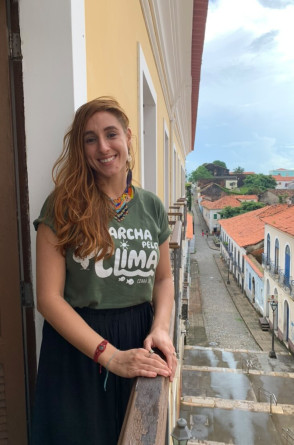Denise Mota é geógrafa e educadora socioambiental no Instituto Terre Des Hommes Brasil com o projeto Jovens Como Protagonistas da Saúde Ambiental no Nordeste. É também integrante da organização da Marcha pelo Clima Ceará e ativista socioclimática(Foto: Denise Mota/Acervo pessoal)